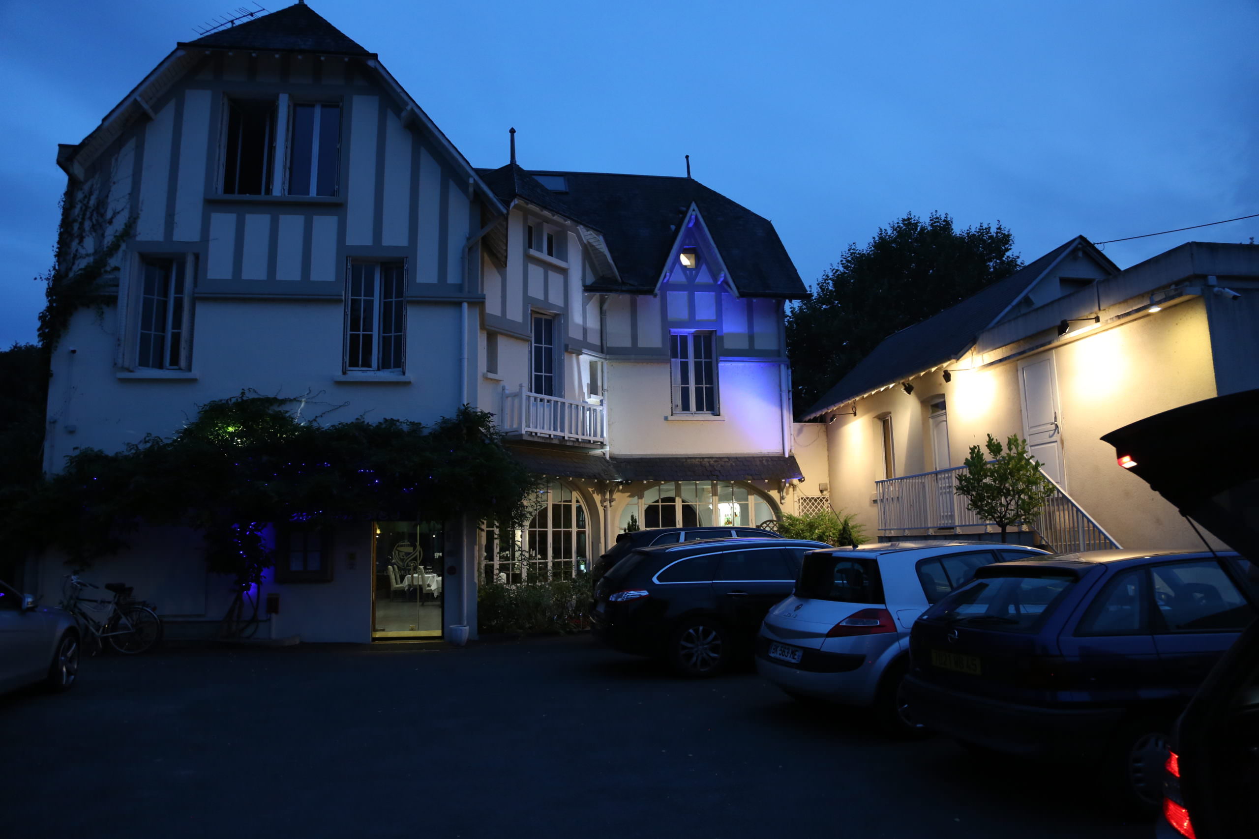 Le Pavillon Bleu - Hotel de charme et restaurant gastronomique